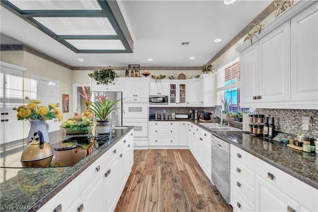 1645 Stonehill Road, Las Vegas, NV 89156