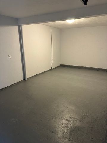 135 Charles Street 5, Lowell, MA 01852