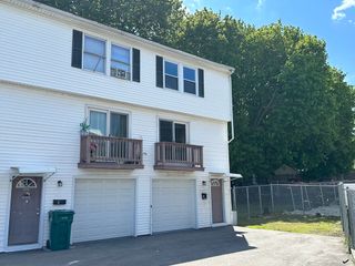 135 Charles Street 5, Lowell, MA 01852