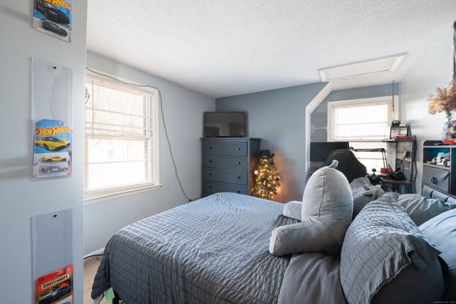 1940 Mount Vernon Road, Southington, CT 06489