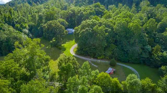 93 Bell Summers Road, Pikeville, TN 37367
