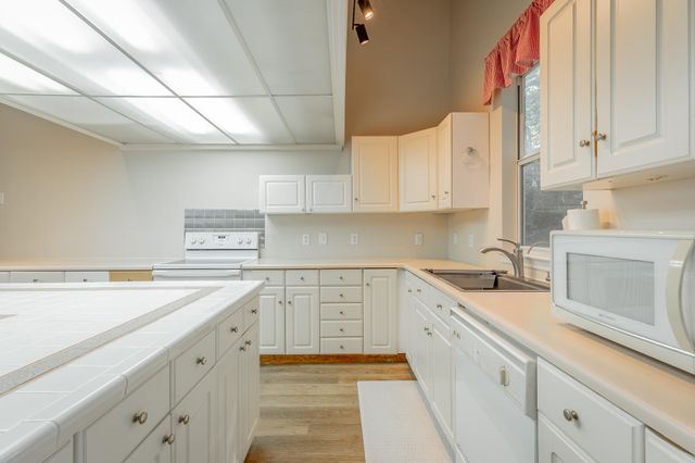 93 Bell Summers Road, Pikeville, TN 37367