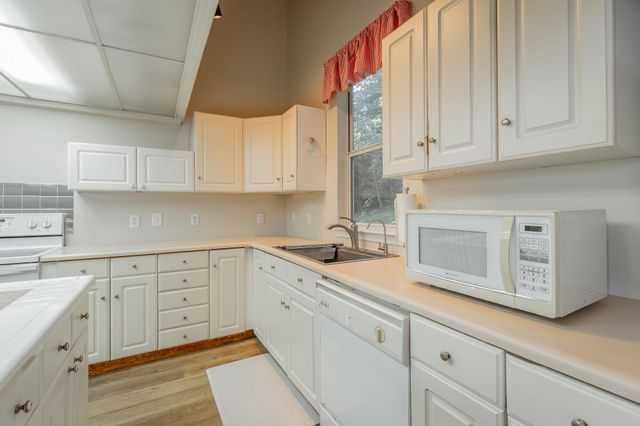 93 Bell Summers Road, Pikeville, TN 37367
