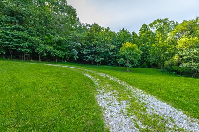93 Bell Summers Road, Pikeville, TN 37367