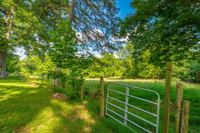 93 Bell Summers Road, Pikeville, TN 37367