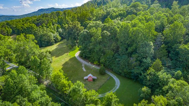 93 Bell Summers Road, Pikeville, TN 37367