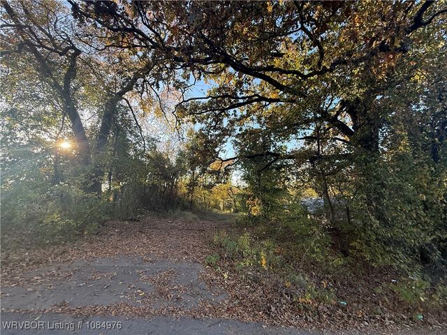 1418 S 12th Street, Fort Smith, AR 72901