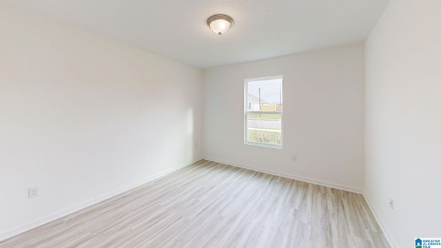 548 FOGGY BROOK LOOP, Chelsea, AL 35043