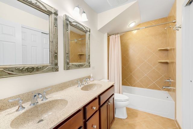 1159 Falcon Ridge Drive, Elgin, IL 60124