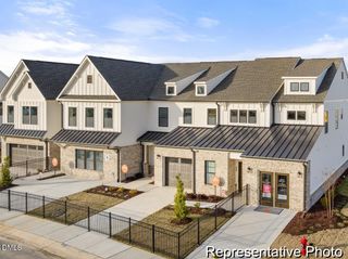 271 Periwinkle Place 200, Clayton, NC 27527