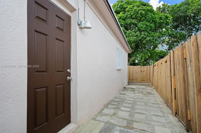 292 E 55th Street, Hialeah, FL 33013