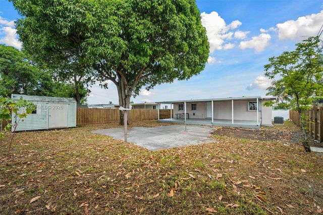 292 E 55th Street, Hialeah, FL 33013
