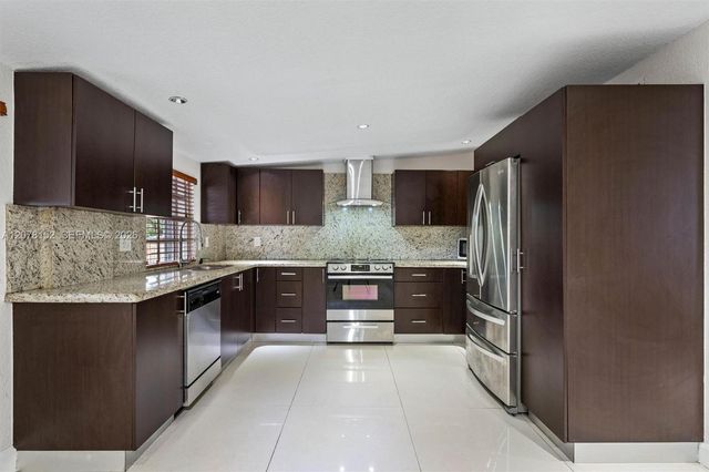 292 E 55th Street, Hialeah, FL 33013