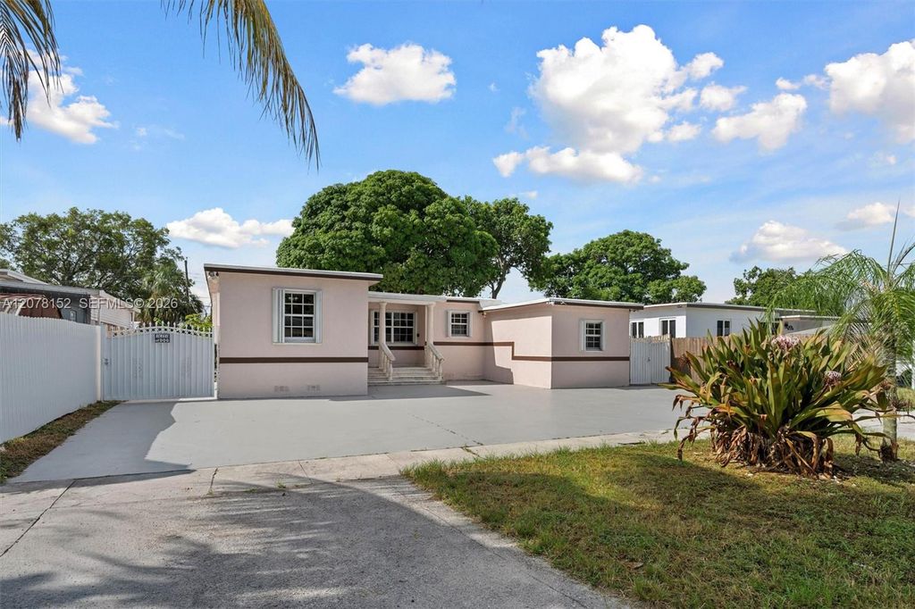 292 E 55th Street, Hialeah, FL 33013