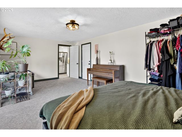 705 Ne 18TH Ct, Gresham, OR 97030