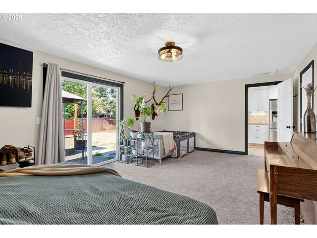 705 Ne 18TH Ct, Gresham, OR 97030