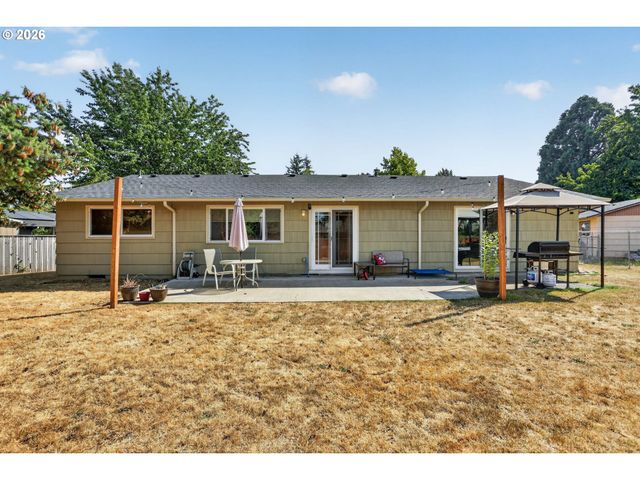 705 Ne 18TH Ct, Gresham, OR 97030
