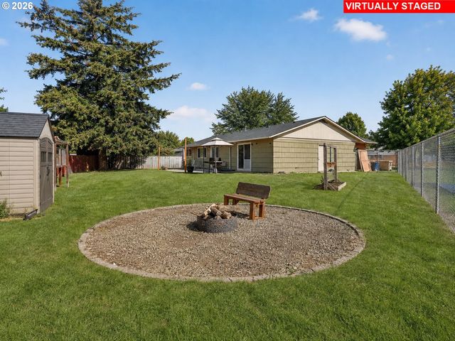 705 Ne 18TH Ct, Gresham, OR 97030