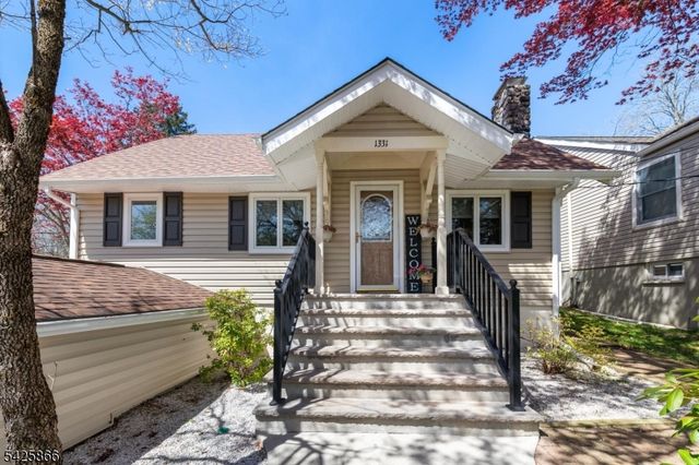 1331 Macopin Rd, West Milford Twp., NJ 07480