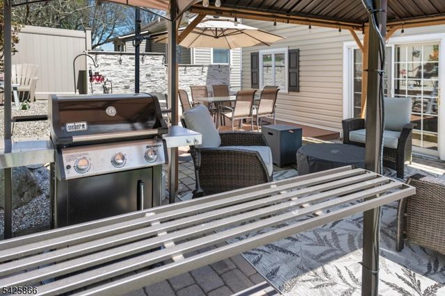 1331 Macopin Rd, West Milford Twp., NJ 07480
