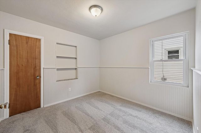 2227 Castlewood Drive, Toledo, OH 43613