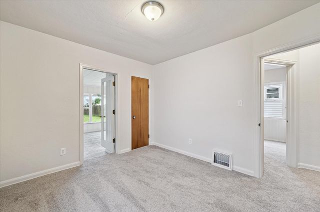 2227 Castlewood Drive, Toledo, OH 43613