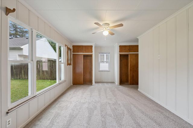 2227 Castlewood Drive, Toledo, OH 43613