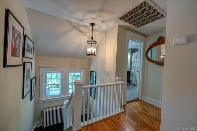 24 Soundview Road, Huntington, NY 11743