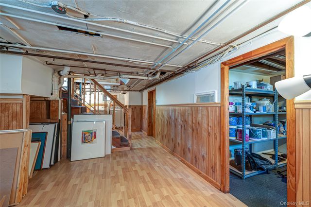 24 Soundview Road, Huntington, NY 11743