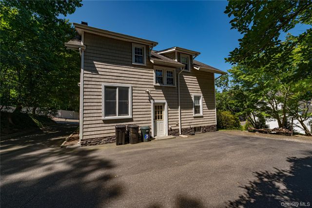 24 Soundview Road, Huntington, NY 11743