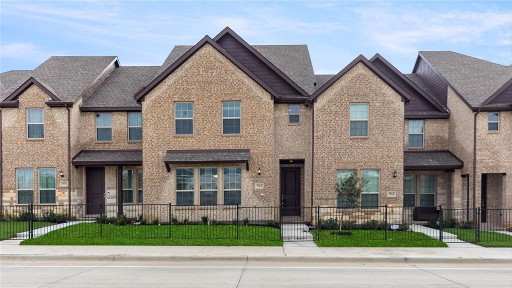 5968 Bursey Road, Watauga, TX 76148