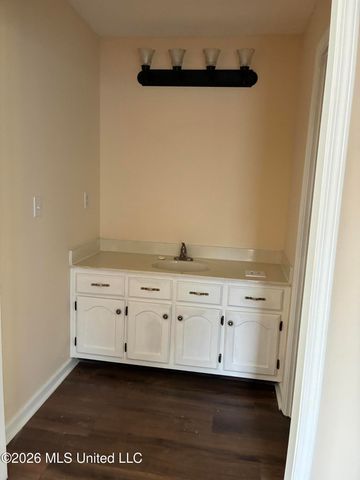 6515 Jamestown Avenue, Horn Lake, MS 38637