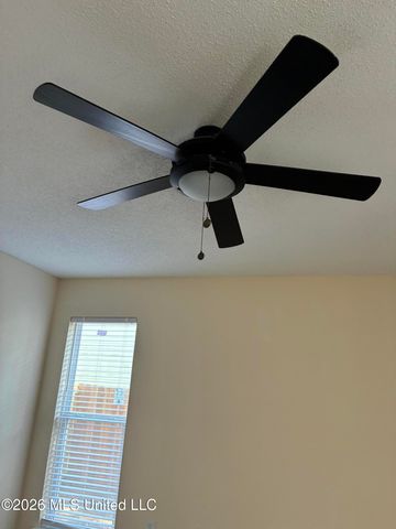 6515 Jamestown Avenue, Horn Lake, MS 38637