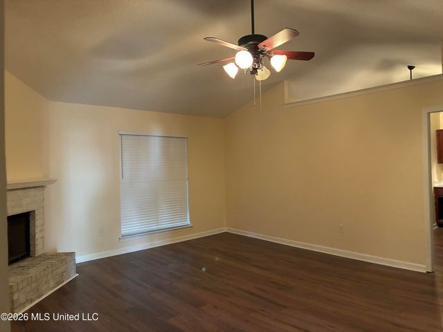 6515 Jamestown Avenue, Horn Lake, MS 38637