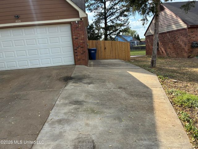 6515 Jamestown Avenue, Horn Lake, MS 38637