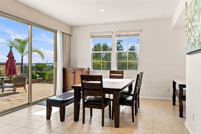 858 E Manresa, Azusa, CA 91702