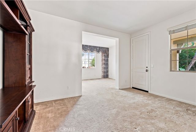 858 E Manresa, Azusa, CA 91702