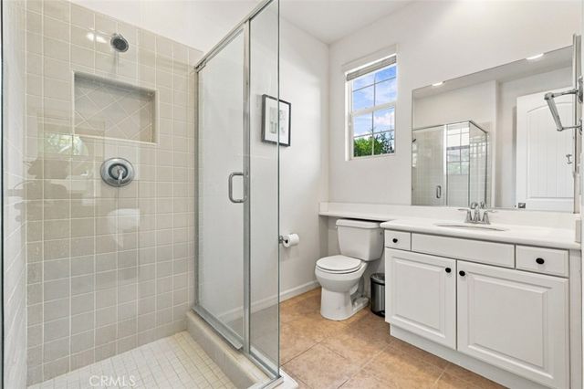 858 E Manresa, Azusa, CA 91702