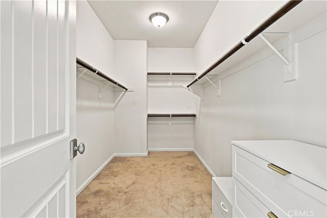 858 E Manresa, Azusa, CA 91702