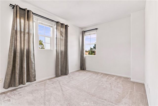 858 E Manresa, Azusa, CA 91702