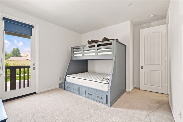 858 E Manresa, Azusa, CA 91702