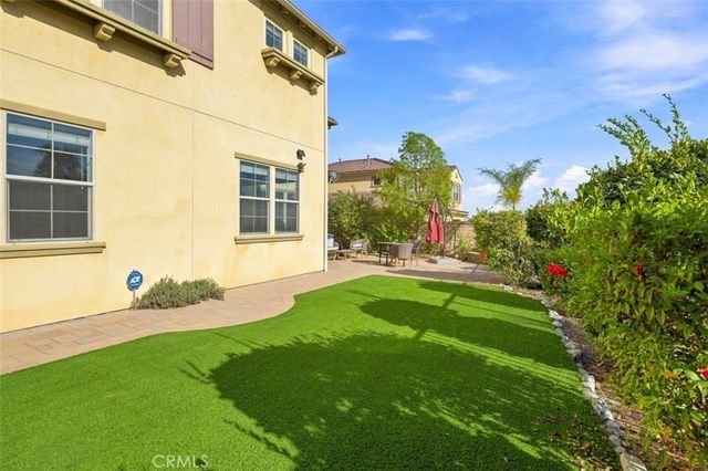 858 E Manresa, Azusa, CA 91702