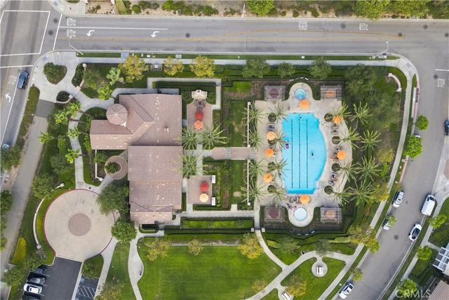 858 E Manresa, Azusa, CA 91702