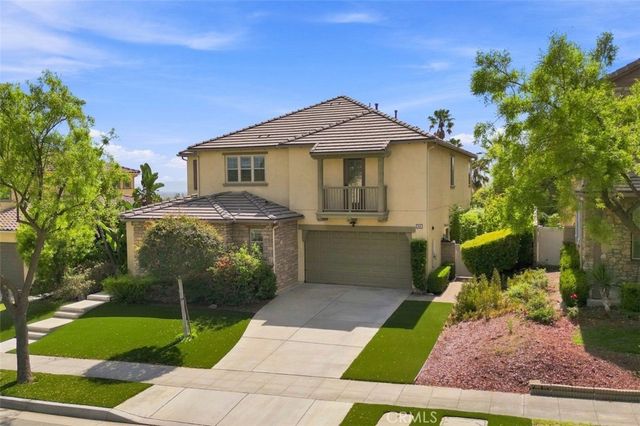 858 E Manresa, Azusa, CA 91702