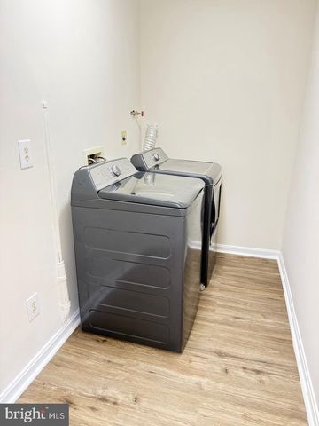 5703 WESTCHESTER LN, Fredericksburg, VA 22407