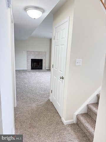 5703 WESTCHESTER LN, Fredericksburg, VA 22407