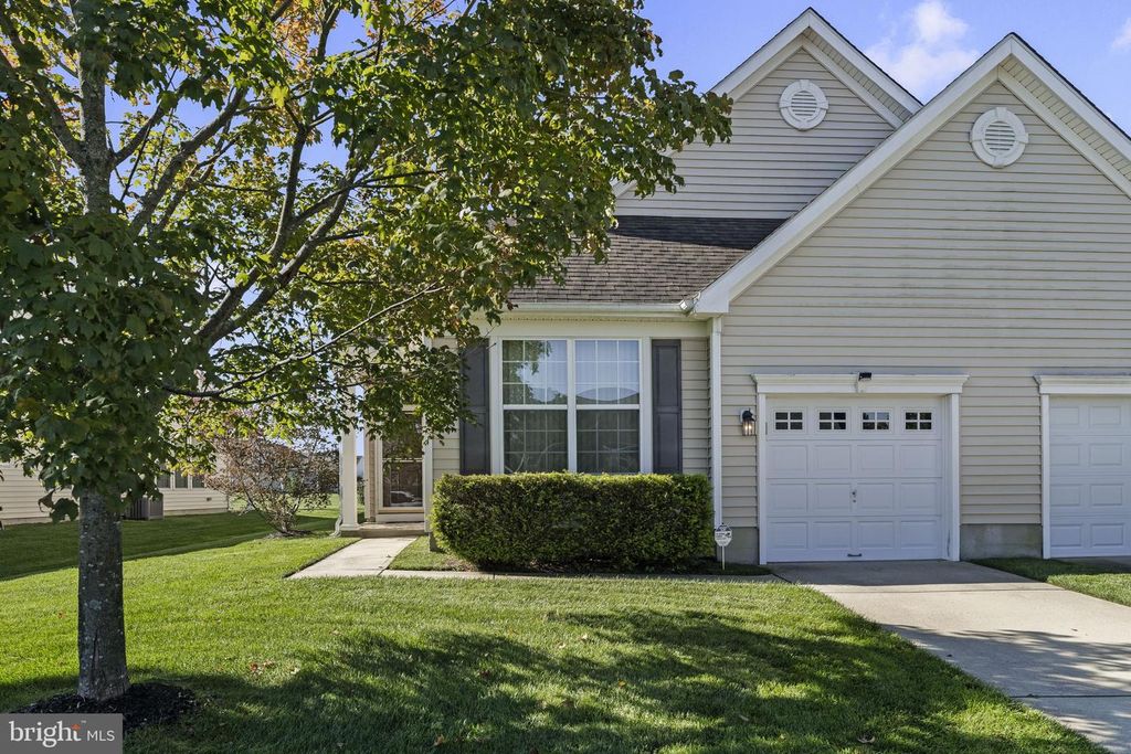 37 E DEHART AVE, CLAYTON, NJ 08312 — exterior