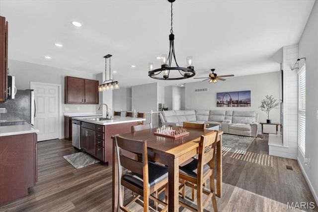 128 Winter Wheat Trail, Pacific, MO 63069