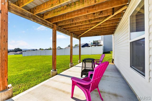 128 Winter Wheat Trail, Pacific, MO 63069