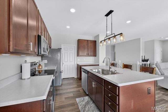 128 Winter Wheat Trail, Pacific, MO 63069